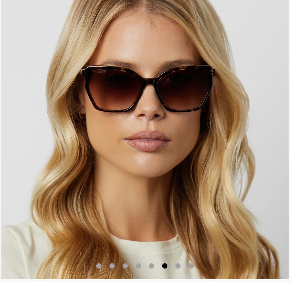 DIFF Women's Sunglasses